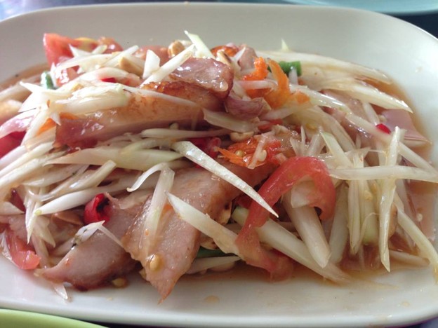 ลาบเป็ดนายหนอม