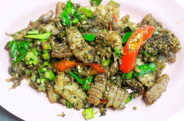 เลิศรส (ใต้ร่มมะเฟือง)