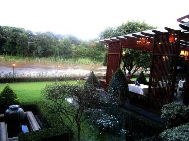 Le Crystal Restaurant