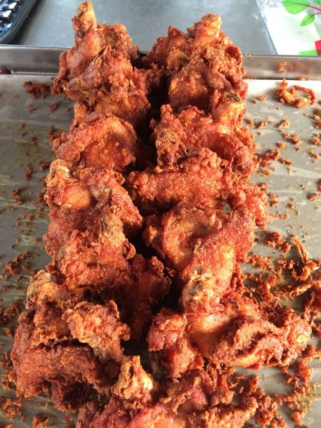 ไก่ทอดหน้าเรือนจำ(วสุรัตน์)
