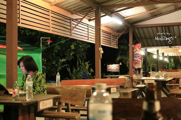 ครัวต้นไทร