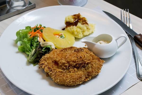 Signature Steak Loft เซ็นทรัลพลาซา พระราม 2