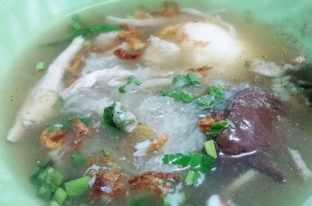 ก๋วยจั๊บญวนเส้นสด เมืองอุบลฯ