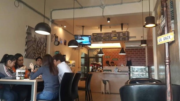 5th Avenue Cafe  มหาสารคาม