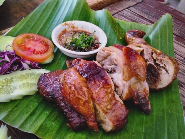 รออยู่ตรงนี้ Food & Friends, Chiang Mai เชียงใหม่