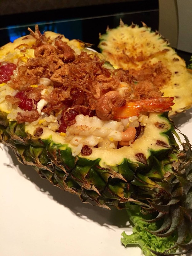 ใบไม้ร่าเริง สุขุมวิท