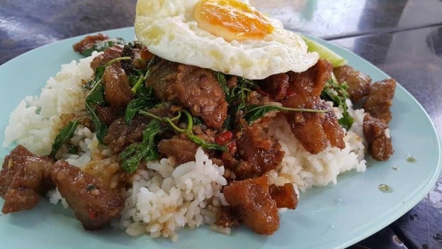 ร้านสุรีรัตน์ (ซาวกั๊ด)