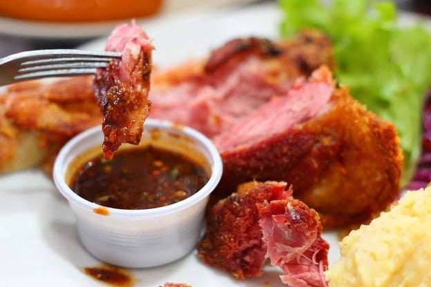 G&M German Sausage (ไส้กรอกเยอรมัน ขาหมูดอยสะเก็ด)