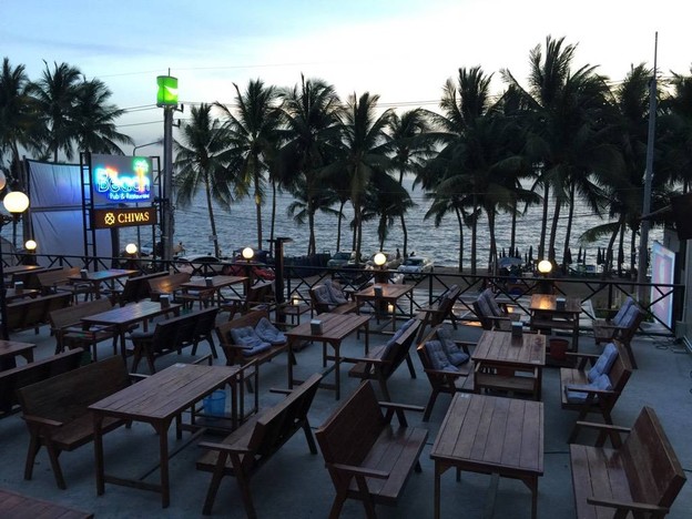 The Beach บางแสน