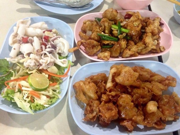 เมนูของร้าน กินข้าวบ้านแม่