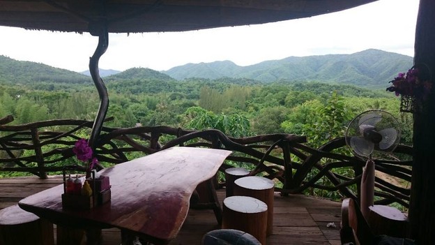 ไส้กรอกเยอรมัน ไร่บรรทิพา สวนผึ้ง