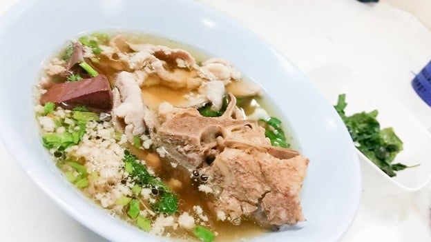 ก๋วยเตี๋ยวอธิษฐ์