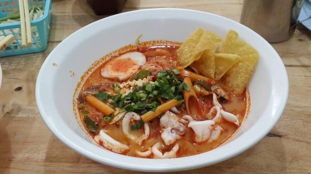 ก๋วยเตี๋ยวไฮคลาส อุบลราชธานี