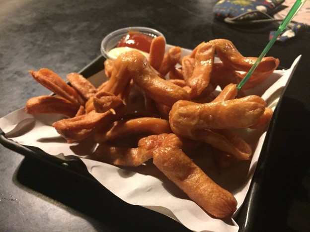 เล็กๆ นมสด บางแสน