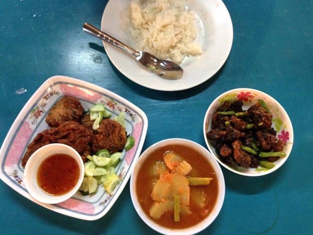 ข้าวแกงครัวป้าวิไล