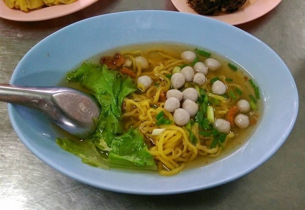 อ๋องทิพย์รส (อ๋องช้างเผือกลูกชิ้นหัวนม)