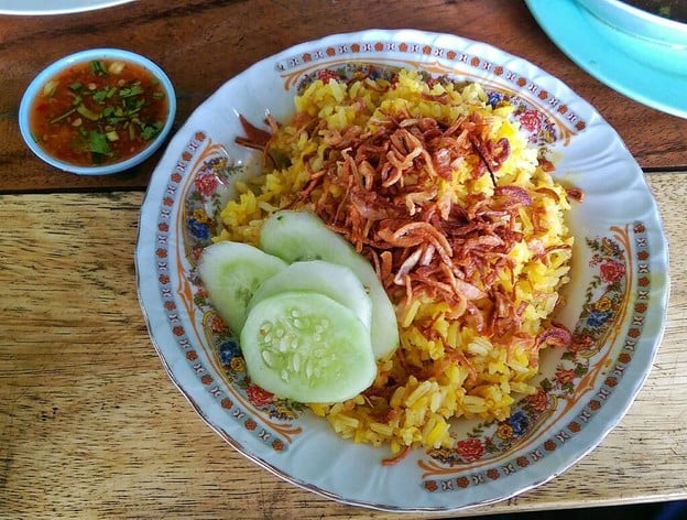 สง่าเชิงดอย ข้าวหมกไก่ حلال