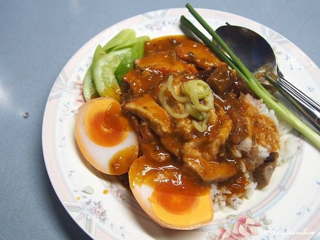 ข้าวหมูแดงนายอ้า