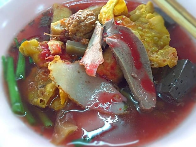 เย็นตาโฟยมราช ( ข้างโรงรับจำนำ ) โคราช