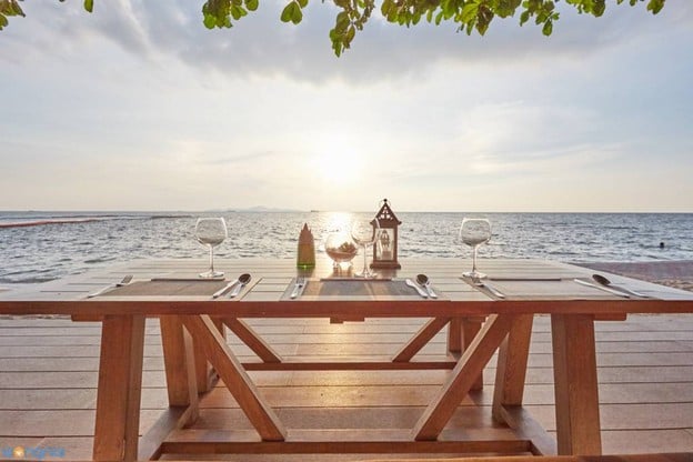 Surf & Turf  Pattaya