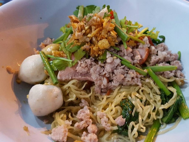 ก๋วยเตี๋ยวหมู ป้าทุเรียน สาขา 2 ถนนมิตรภาพ
