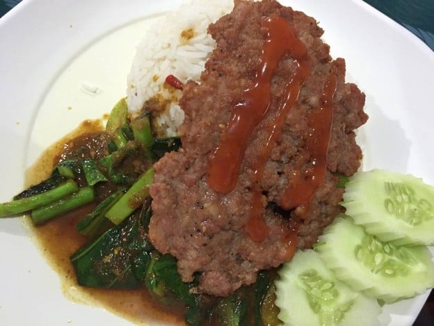 ร้านเล็กจานใหญ่