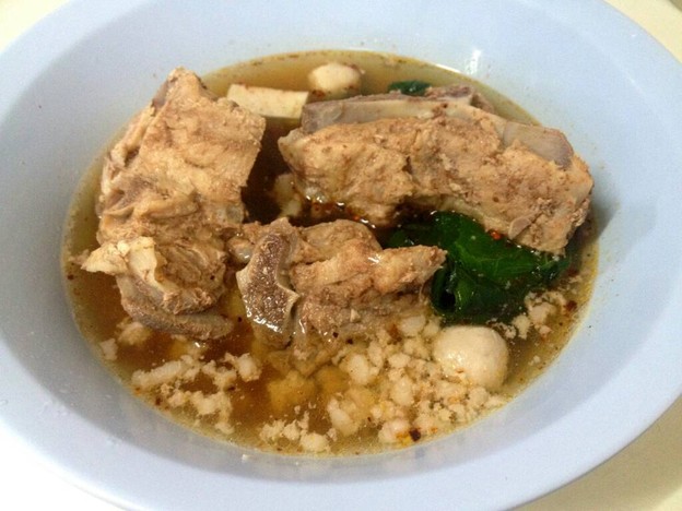 ก๋วยเตี๋ยวอธิษฐ์