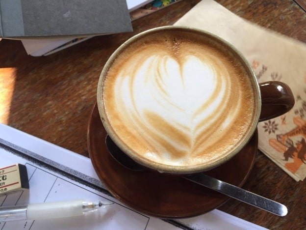 เมนูของร้าน กาแฟวาวี เดอฟอร์เรส แอด เย็นอากาศ