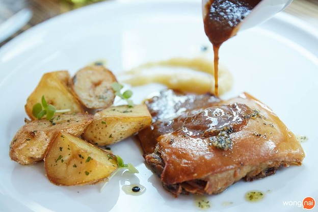 เมนูของร้าน La Tavola โรงแรมเรเนซองซ์ กรุงเทพฯ ราชประสงค์