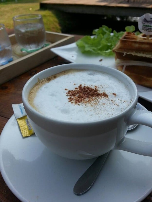 เมนูของร้าน บ้านสีขาว สวนสีเขียว -