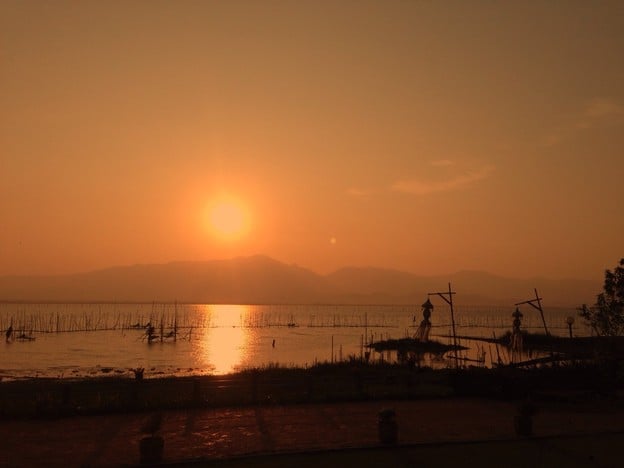 ถ้วยก๋าไก่ and View LOVER