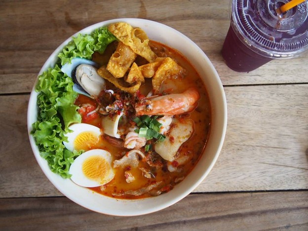 ก๋วยเตี๋ยวหลุดโลก Crazy Noodle เจ็ดยอด