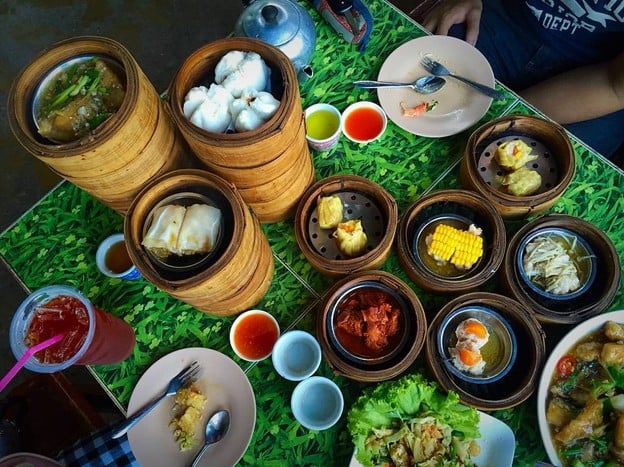 จิบชาในสวน