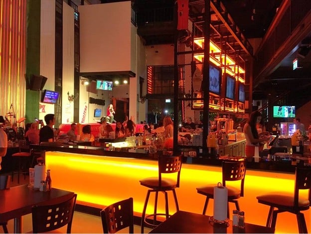 Hooters  Pattaya