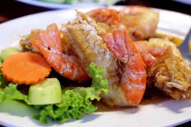 เมนูของร้าน กุ้งเป็น