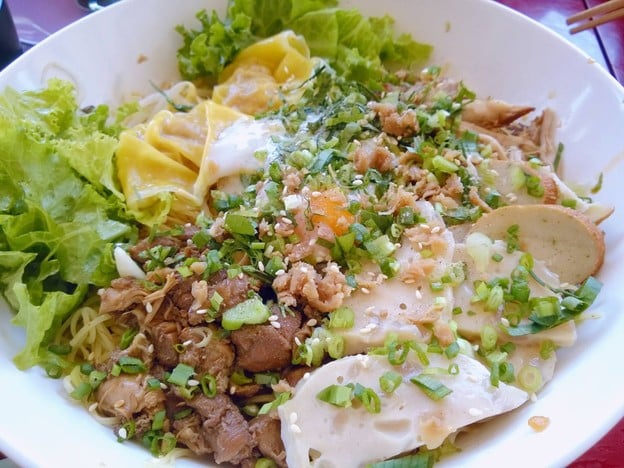 เมนูของร้าน บะหมี่จับกัง สงขลา สงขลา