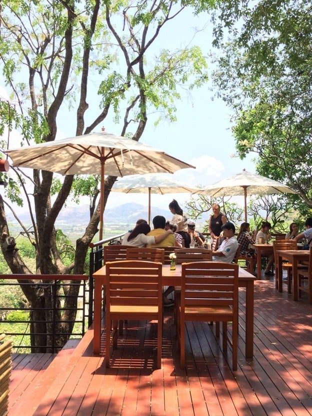 บรรยากาศ Moonsoon Vally Wine Bar (วิลล่ามาร์เก็ต หัวหิน)