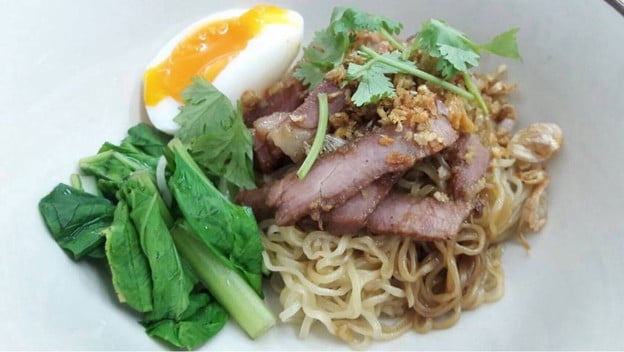 เมนูของร้าน ก๋วยเตี๋ยวถูกปาก