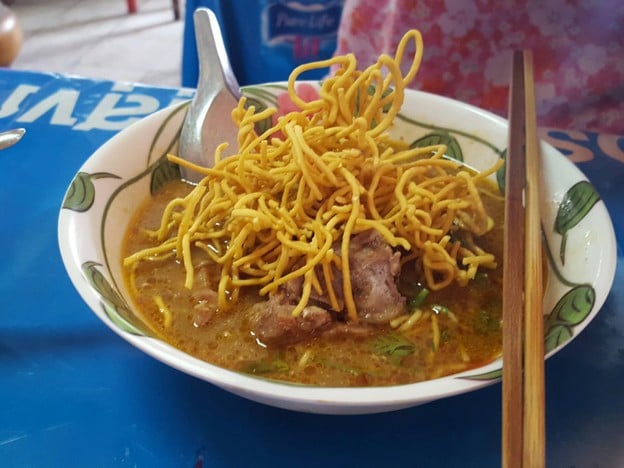 ข้าวซอยแสงเพียร