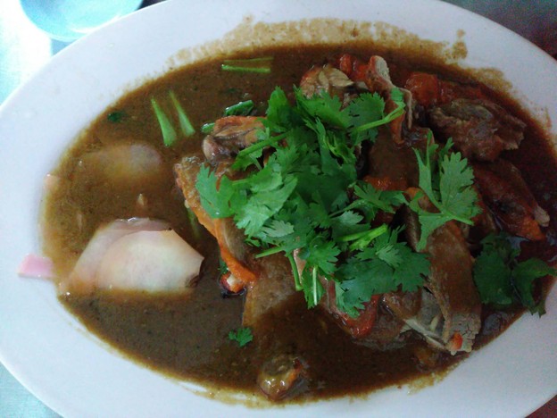 เมนูของร้าน เป็ดย่าง จานโต