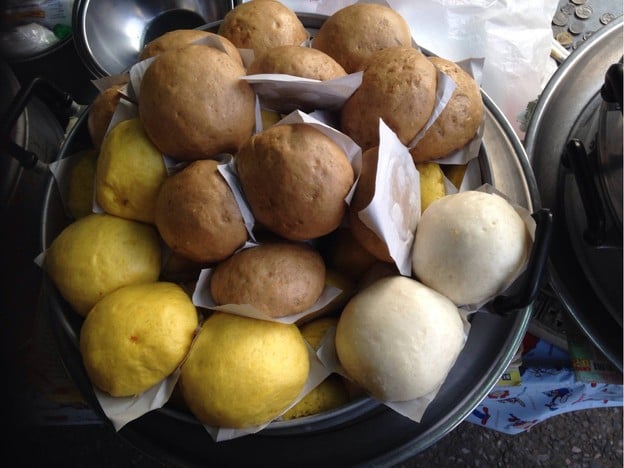 เมนูของร้าน เจ๊ม่วย ซาลาเปาเตาถ่าน