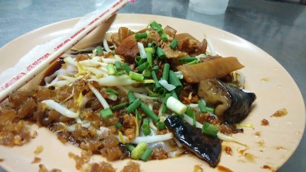 ก๋วยเตี๋ยวหลอดเซี่ยงไฮ้ (ร้านเฮียหลอ)