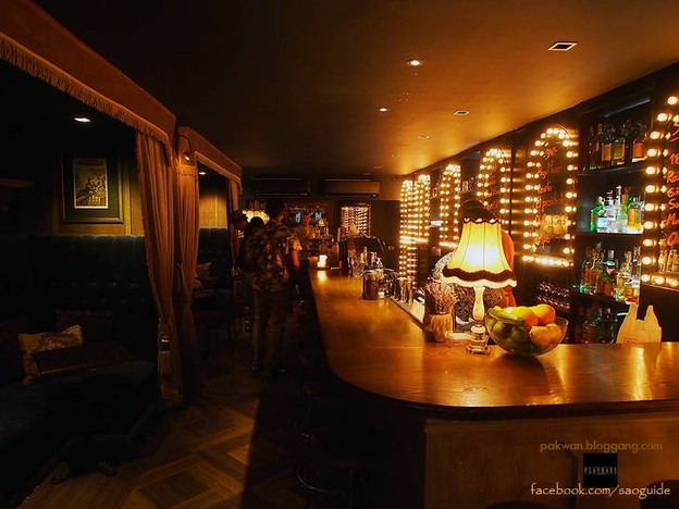 Backstage Cocktail Bar