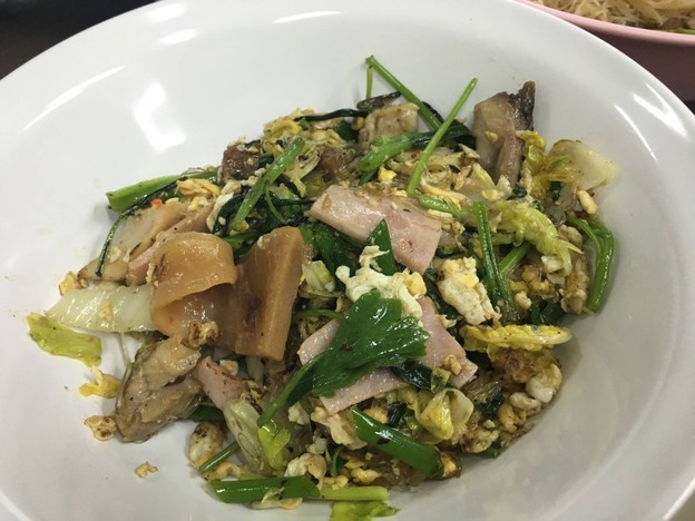 เมนูของร้าน คั่วไก่เมืองทอง