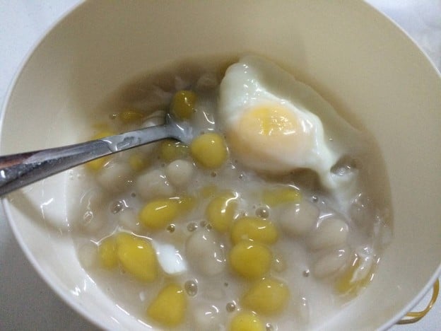 บัวลอยไข่หวาน เจ็ดยอด