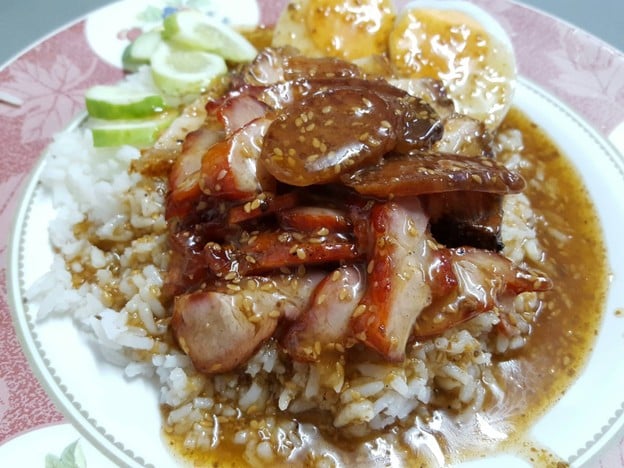 เมนูของร้าน หมูทำอะไรก็อร่อย