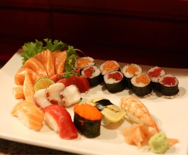 Tsunami Sushi Bar