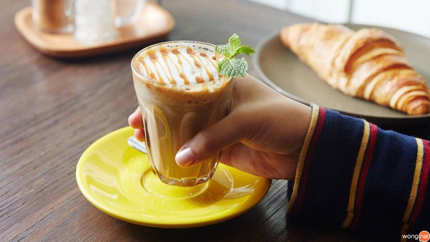 Tiny Cup Café ทองหล่อ