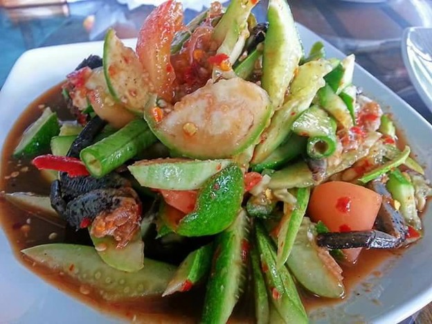 เมนูของร้าน ที่ทำการไก่ทอดยกเล้า