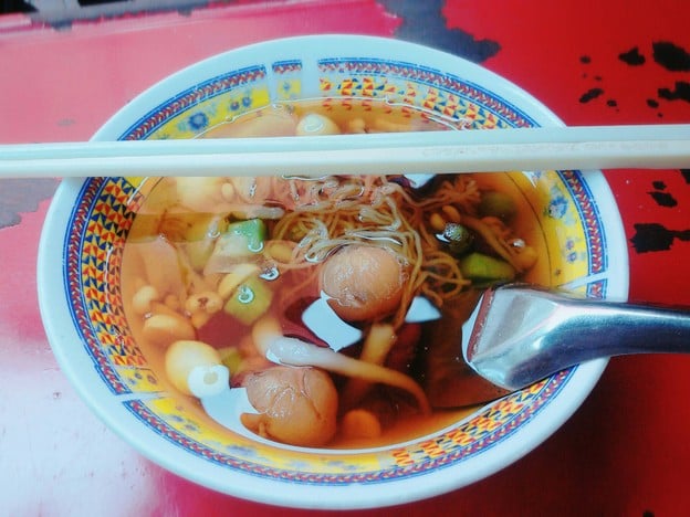 หมี่หวานเจ๊หมวย